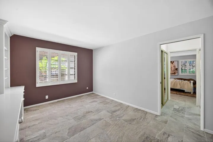 8840 Villa La Jolla 108, La Jolla, California 92037