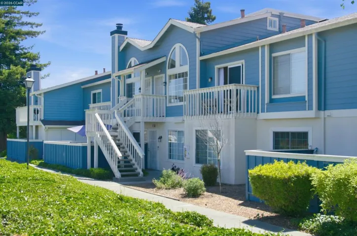 90 Glenwood, Hercules, California 94547