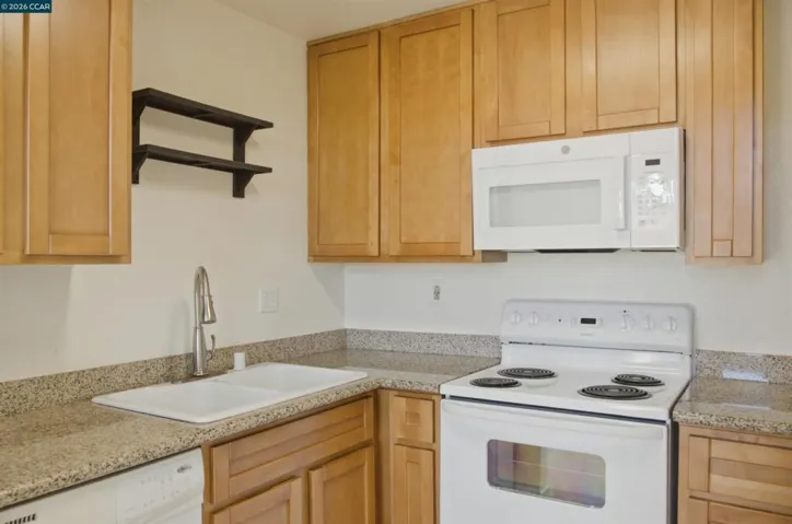 90 Glenwood, Hercules, California 94547