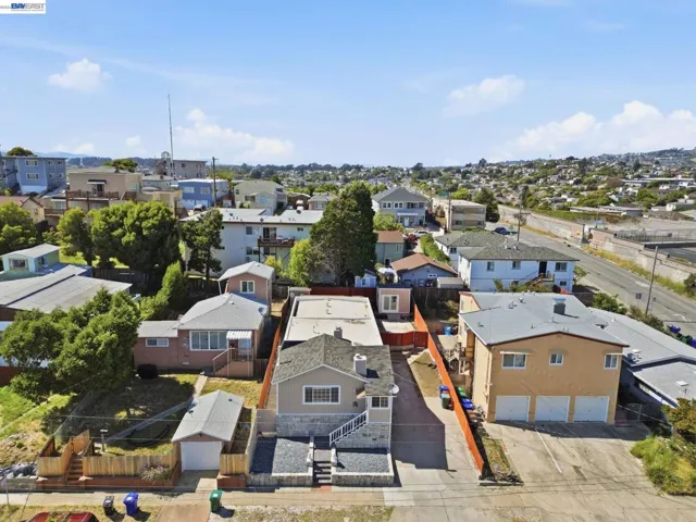5237 Fresno Ave, Richmond, California 94804