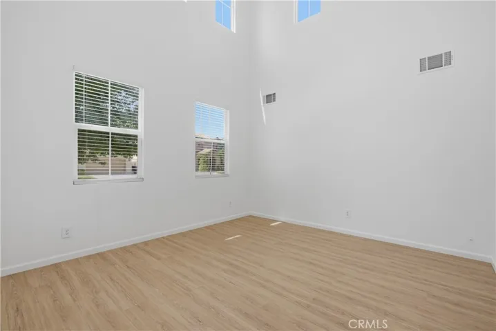 2207 Beechwood, Lancaster, California 93535