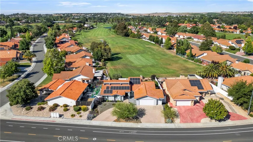 1806 Rambouillet, Paso Robles, California 93446