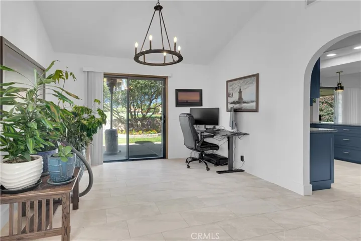 1806 Rambouillet, Paso Robles, California 93446