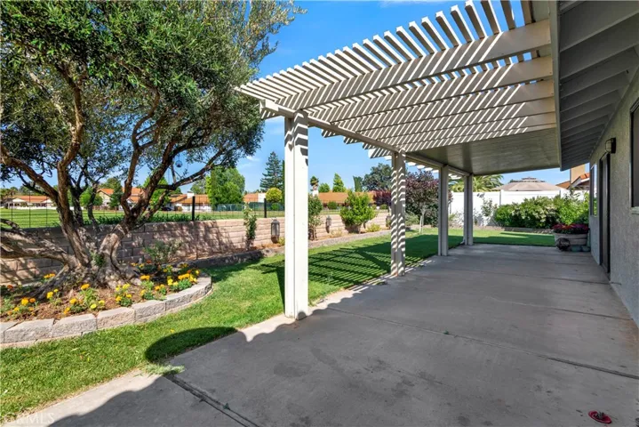 1806 Rambouillet, Paso Robles, California 93446