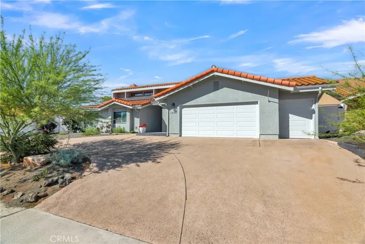1806 Rambouillet, Paso Robles, California 93446