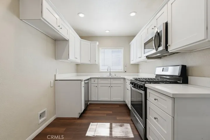 10943 Kittridge Street, North Hollywood, California 91606