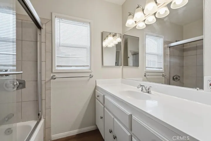 10943 Kittridge Street, North Hollywood, California 91606