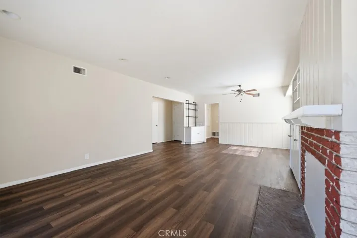 10943 Kittridge Street, North Hollywood, California 91606