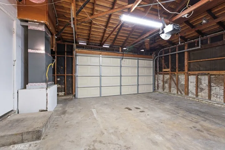 10943 Kittridge Street, North Hollywood, California 91606