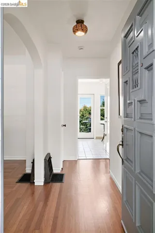 211 San Carlos Ave, El Cerrito, California 94530
