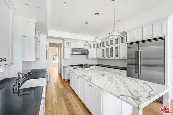 11540 Clover Avenue, Los Angeles, California 90066