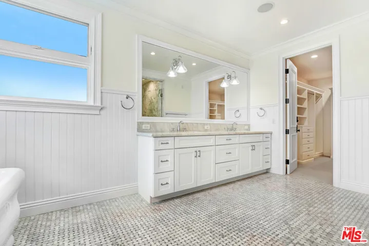 11540 Clover Avenue, Los Angeles, California 90066