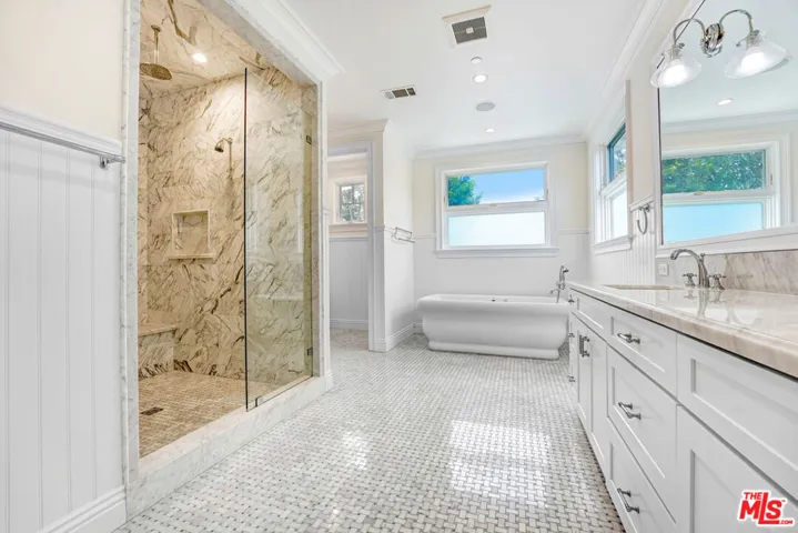 11540 Clover Avenue, Los Angeles, California 90066
