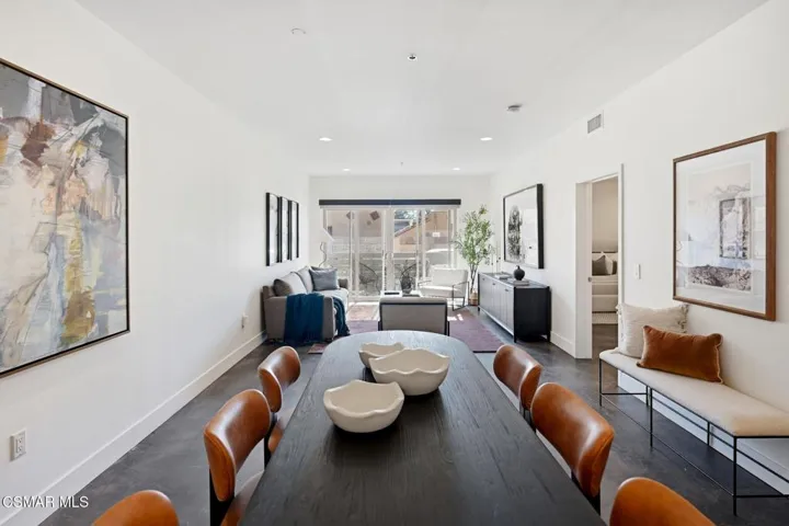 1-web-or-mls-5016_Bakman_Ave_Unit104-1