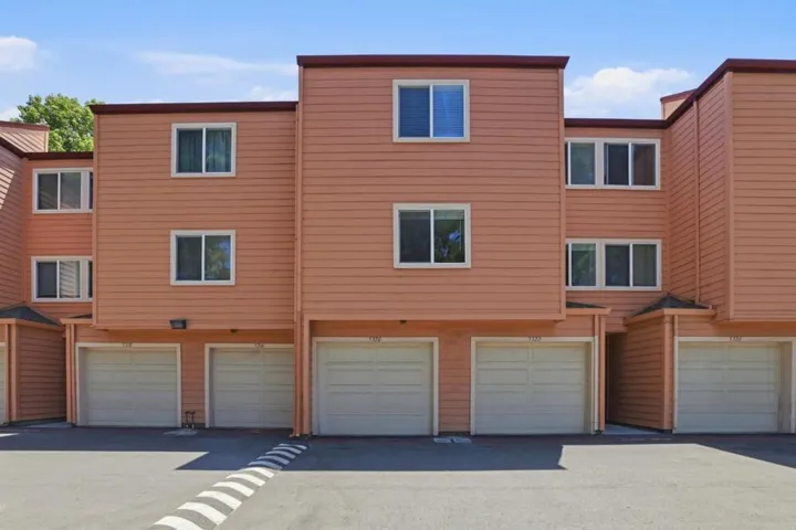 5320 Borneo Circle, San Jose, California 95123