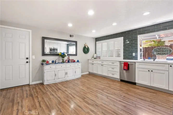 1850 Calle Las Palmas, Oceanside, California 92056