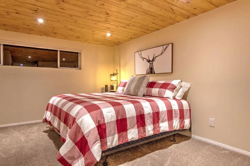 42 Down stairs bedroom