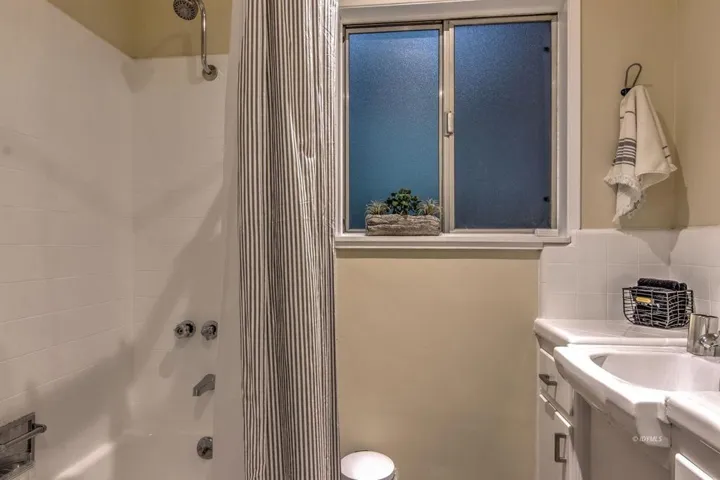 32 Main level guest bathroom