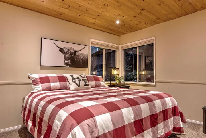 39 2 bedroom on main level