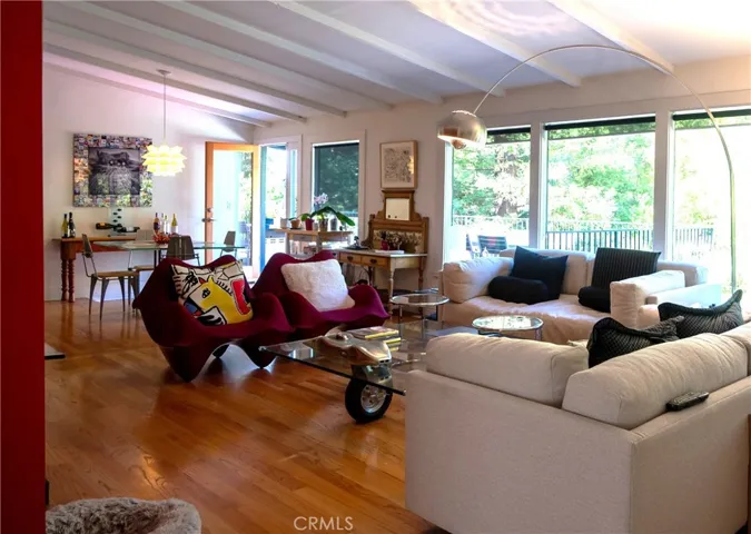 15515 Del Gado Drive, Sherman Oaks, California 91403