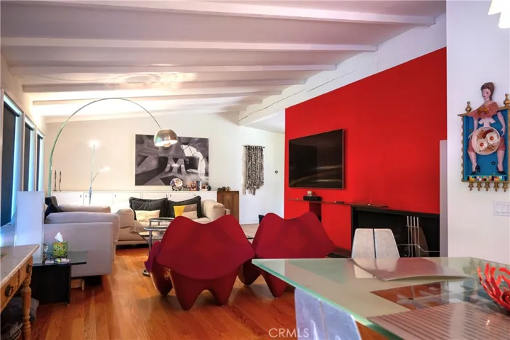15515 Del Gado Drive, Sherman Oaks, California 91403
