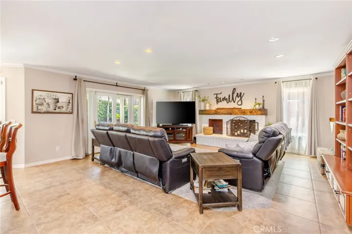 7011 Monza, Rancho Cucamonga, California 91701