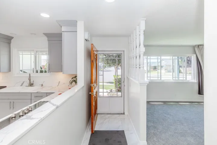 9331 La Cortinilla Avenue, Fountain Valley, California 92708