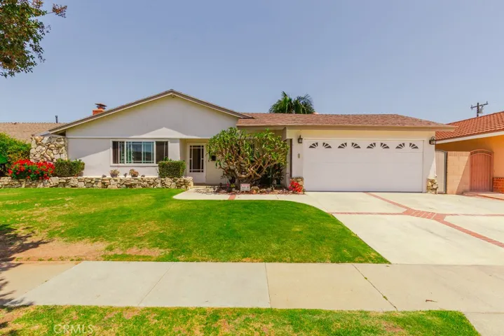 9331 La Cortinilla Avenue, Fountain Valley, California 92708
