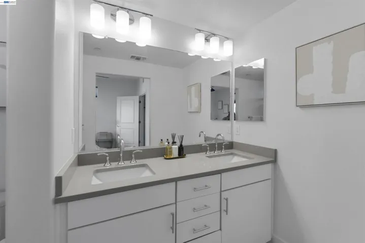 1418 Nightshade Rd 31, Milpitas, California 95035