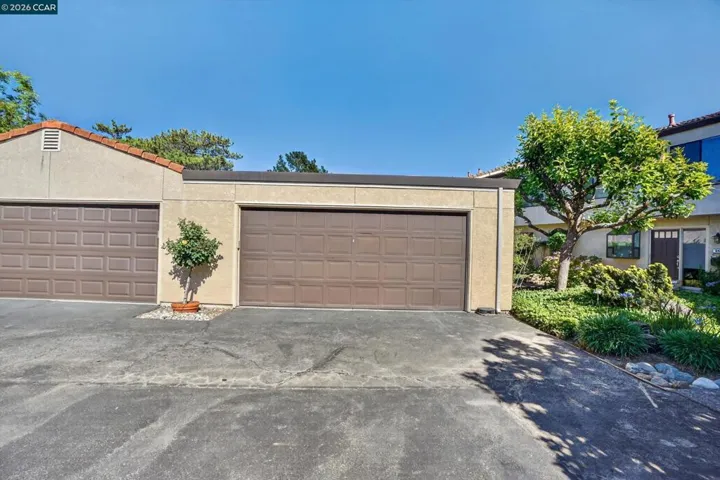 2 Car Garage