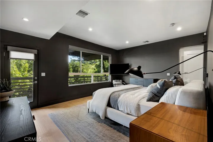 11661 Picturesque Dr, Studio City, California 91604