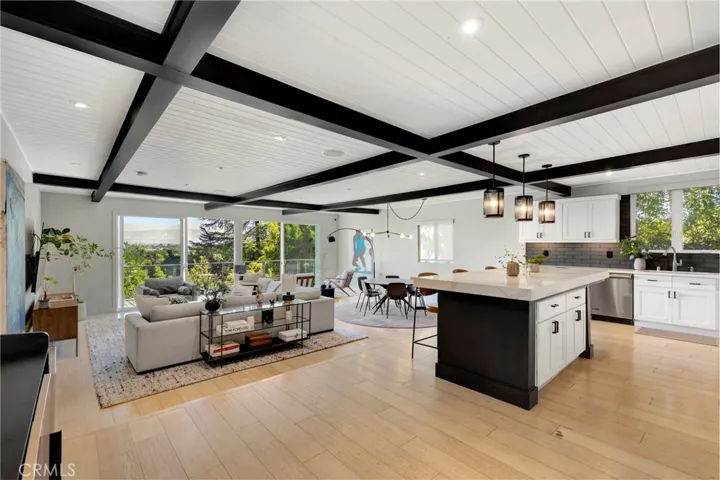 11661 Picturesque Dr, Studio City, California 91604