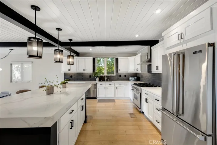 11661 Picturesque Dr, Studio City, California 91604