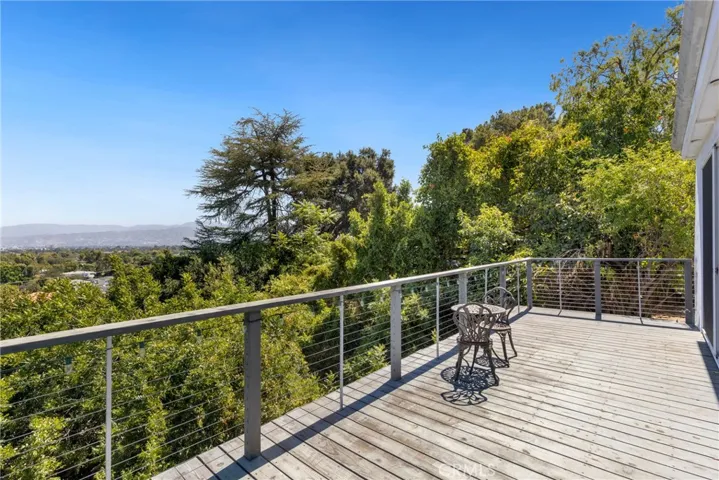 11661 Picturesque Dr, Studio City, California 91604