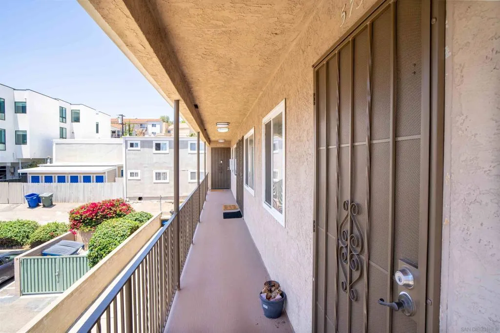 5752 Riley St, San Diego, California 92110 — photo 5