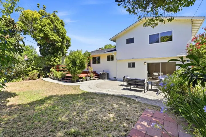 1142 Viscaino Avenue, Sunnyvale, California 94086