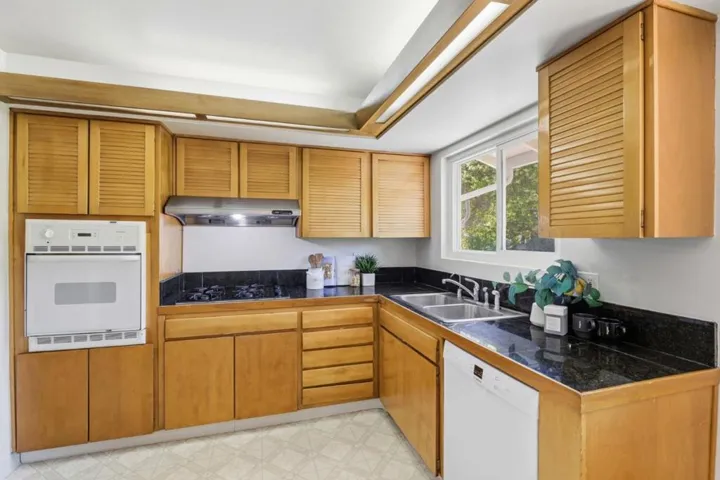 1142 Viscaino Avenue, Sunnyvale, California 94086