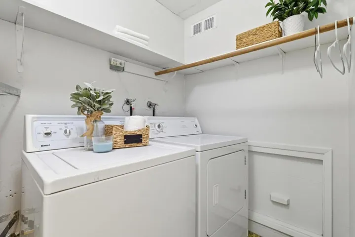 1142 Viscaino Avenue, Sunnyvale, California 94086