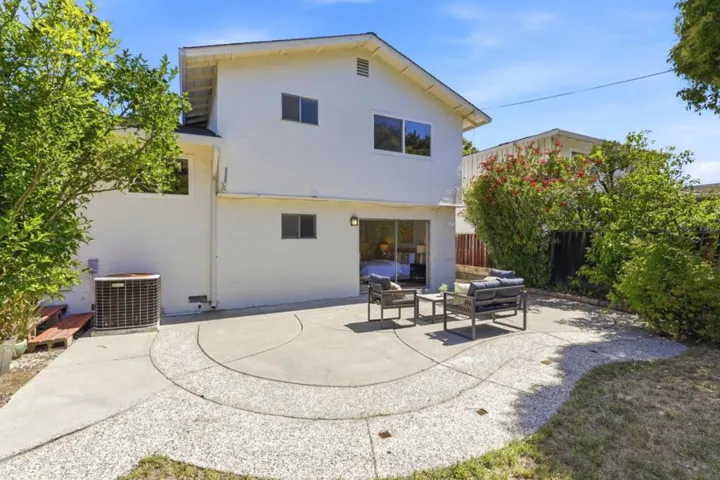 1142 Viscaino Avenue, Sunnyvale, California 94086
