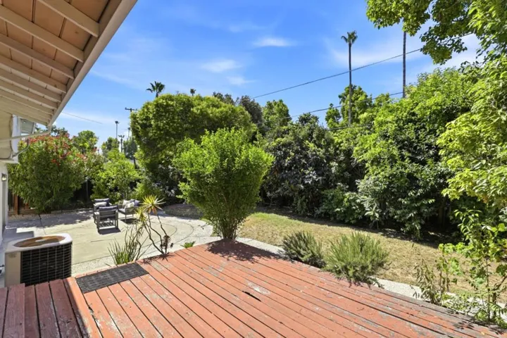 1142 Viscaino Avenue, Sunnyvale, California 94086