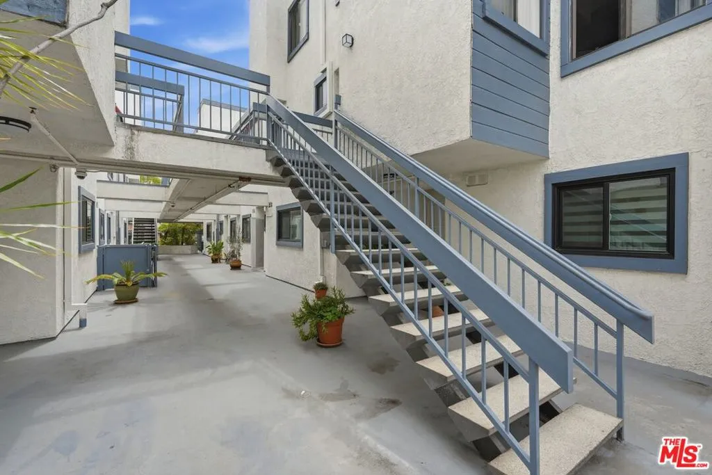 Building Stairs to Unit