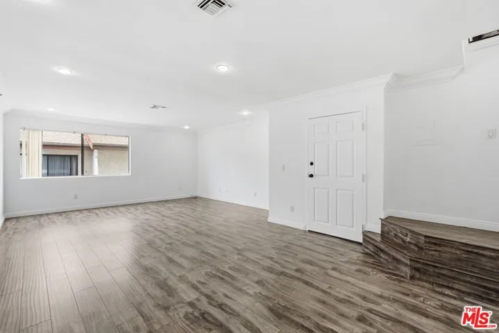 Dining Room Area