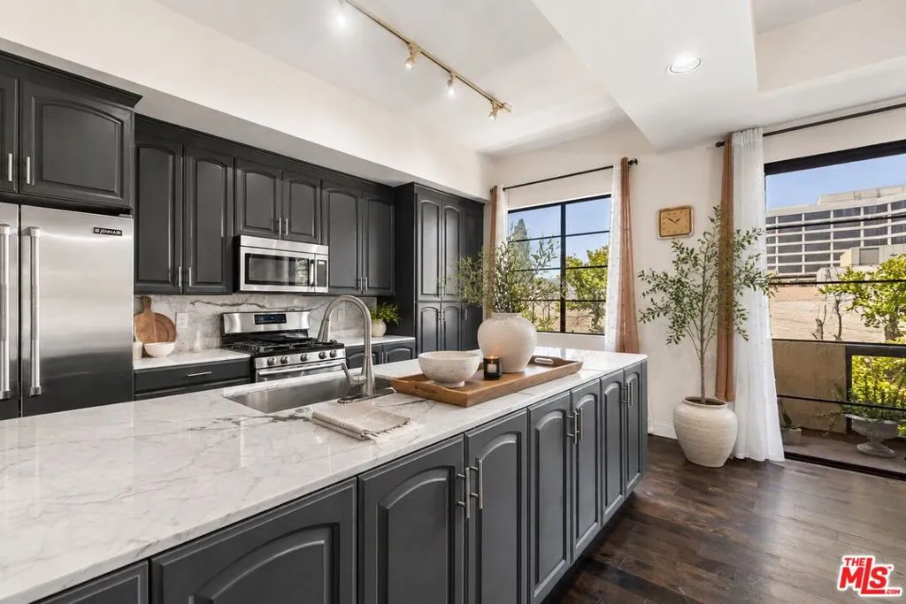 234 S Gale Drive 209, Beverly Hills, California 90211 — photo 5