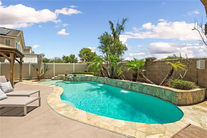 14105 Almond Grove Court, Eastvale, California 92880