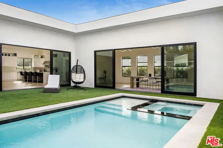 22931 Dolorosa Street, Woodland Hills, California 91367