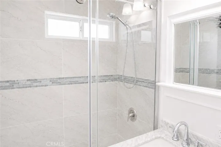 17144 Burton Street 3, Lake Balboa, California 91406
