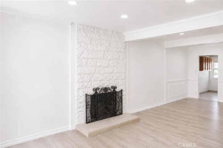 17144 Burton Street 3, Lake Balboa, California 91406