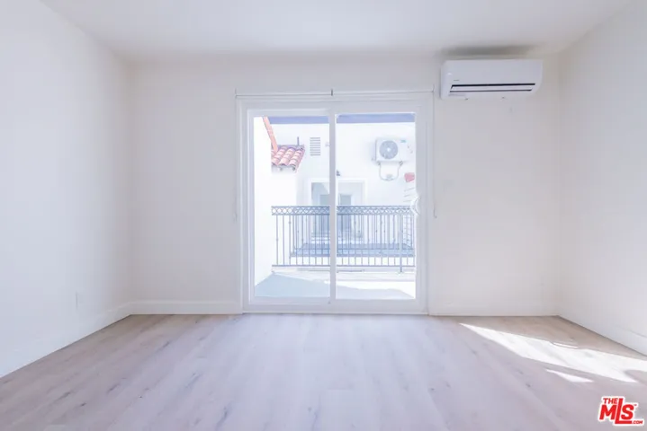 2757 Andreo Avenue 6, Torrance, California 90501