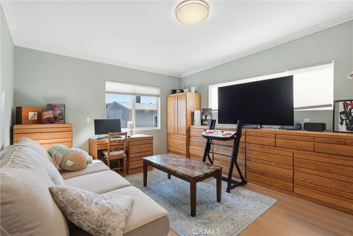 5th Flex space - Bedroom/Study/Office space