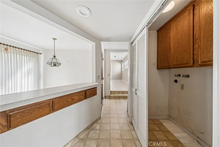 144 6th St. Washer & Dryer Area